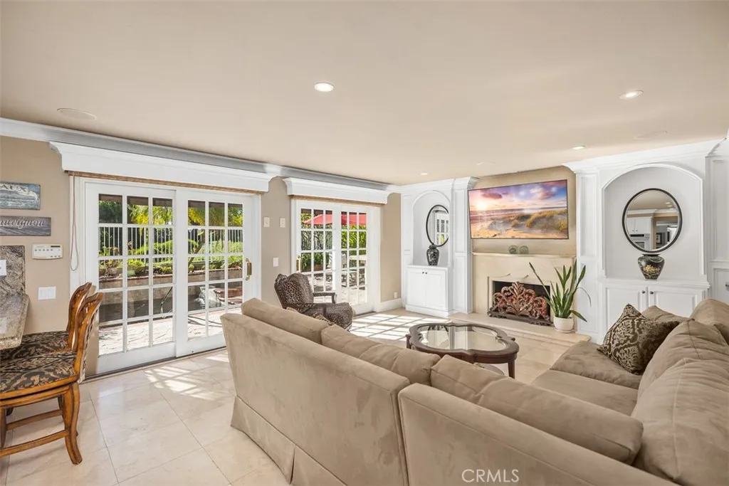 22561 Demasia, Mission Viejo, California 92691 home-pic-18