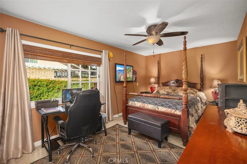22561 Demasia, Mission Viejo, California 92691 home-pic-27