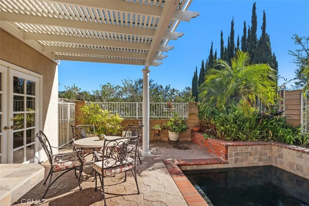 22561 Demasia, Mission Viejo, California 92691 home-pic-40