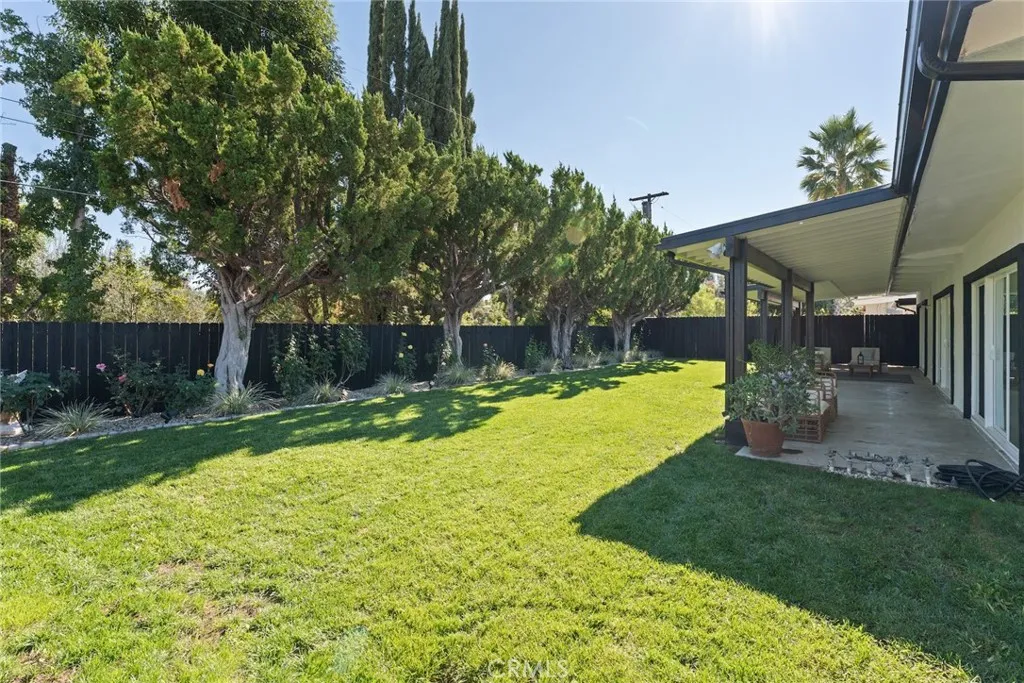 6020 Neddy Avenue, Woodland Hills, California 91367 home-pic-36