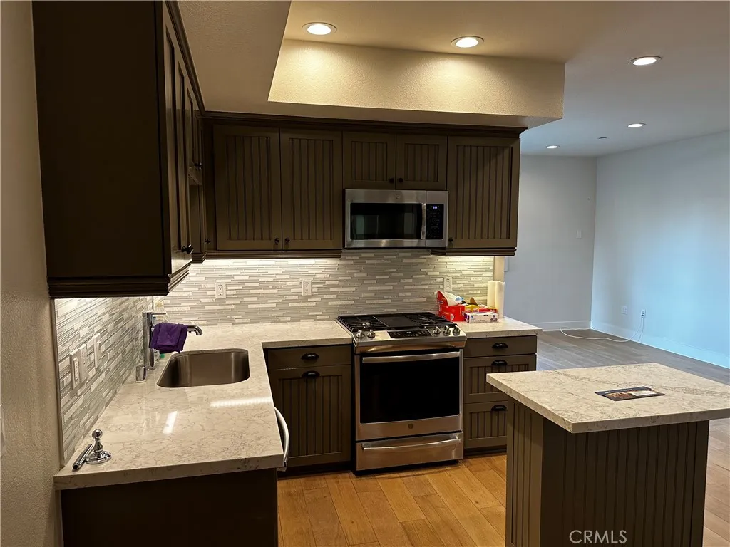 627 Deep Valley, Rolling Hills Estates, California 90274 home-pic-6