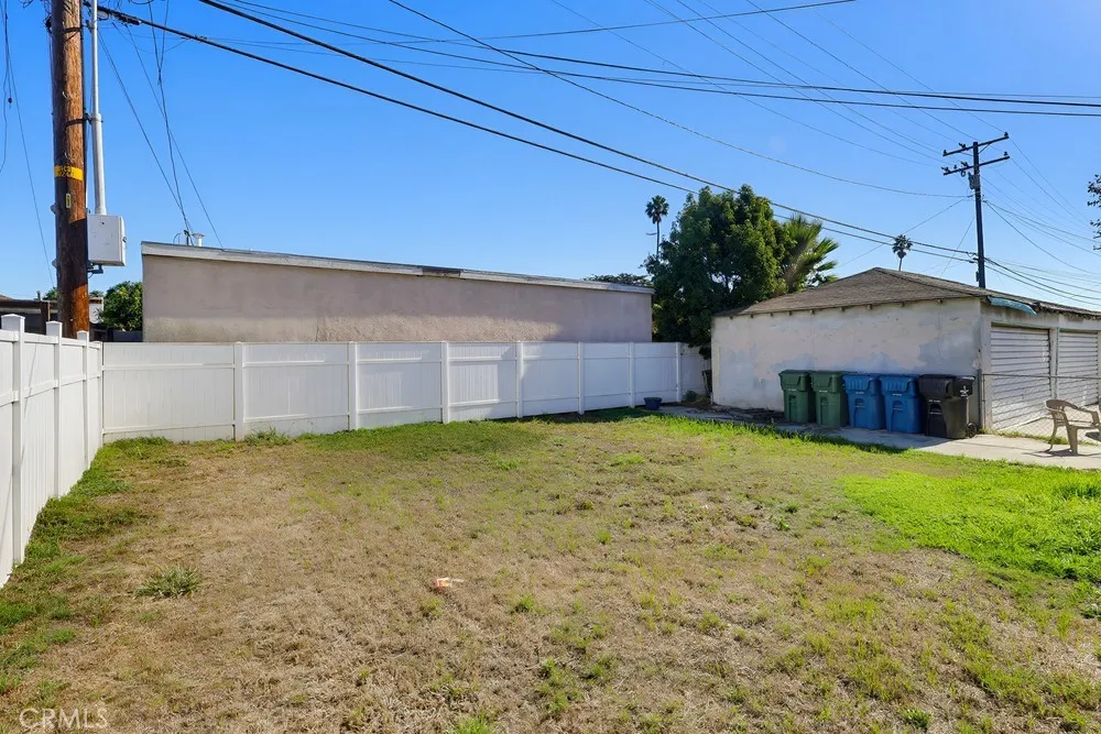 9132 Crenshaw Boulevard, Inglewood, California 90305 home-pic-10
