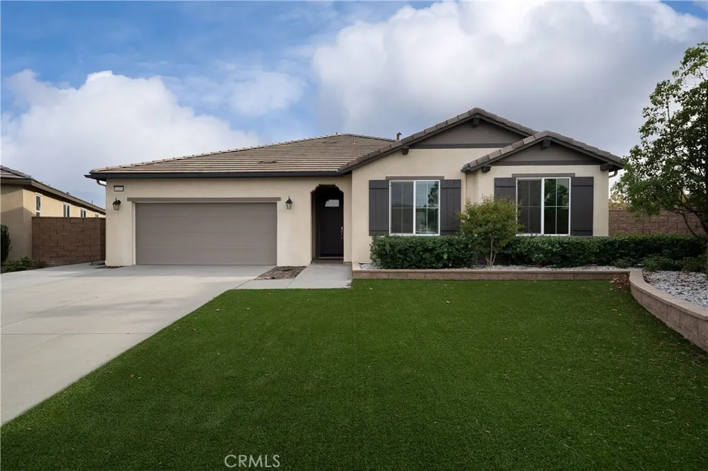 16654 Elk Grove, Lake Elsinore, California 92530 home-pic-0