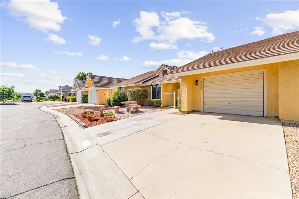 1362 Yorktown, San Jacinto, California 92583 home-pic-36