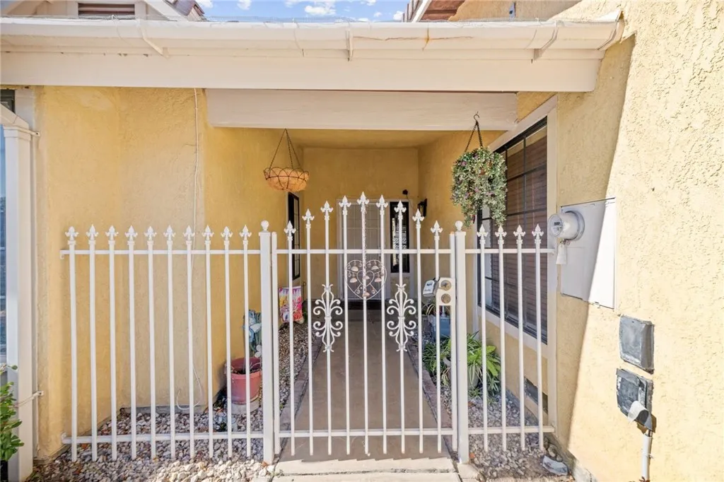 1362 Yorktown, San Jacinto, California 92583 home-pic-37