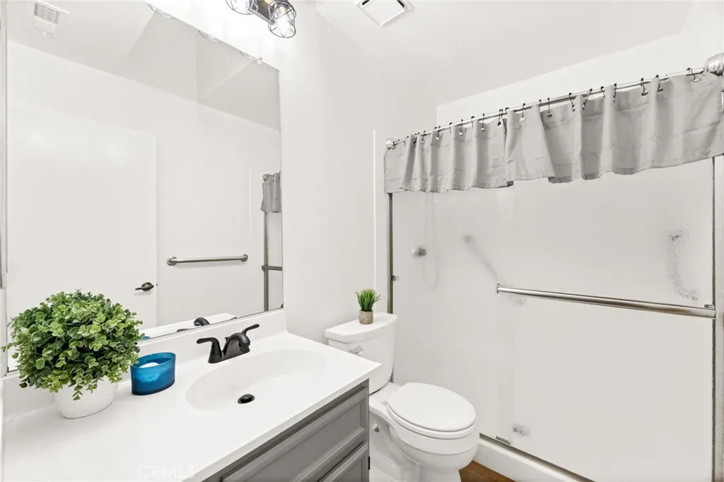 1362 Yorktown, San Jacinto, California 92583 home-pic-27