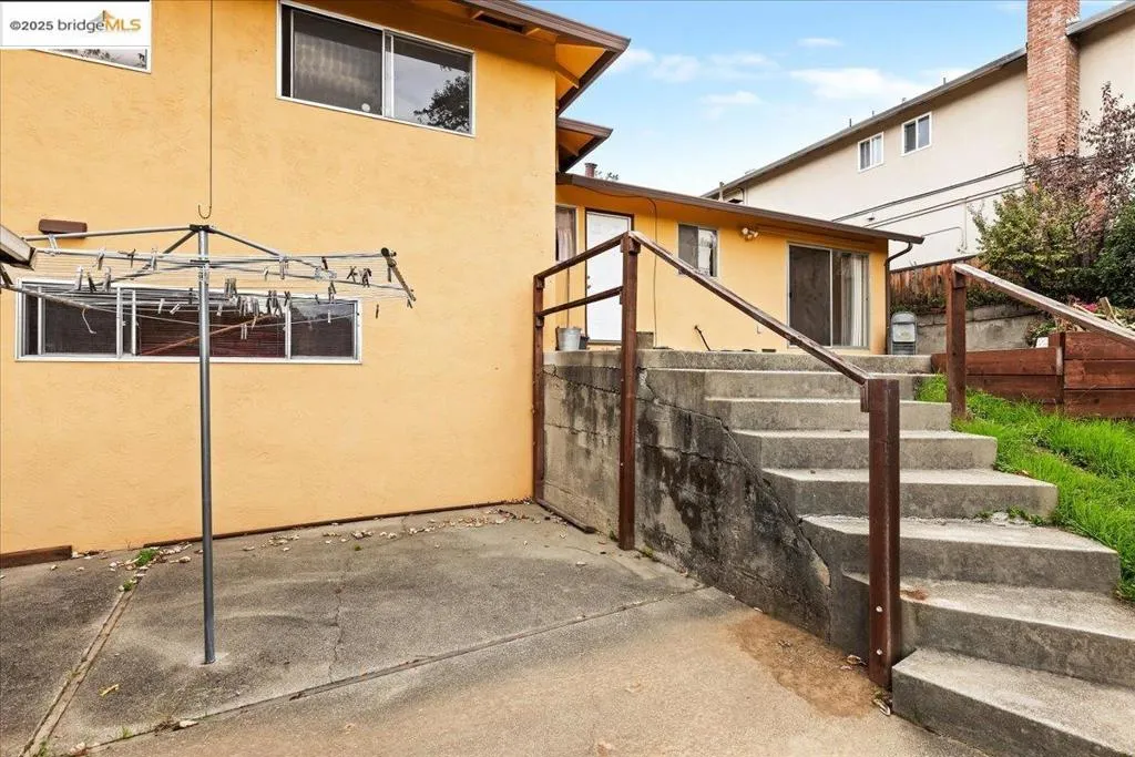 4704 Scotia Ave, Oakland, California 94605 home-pic-26