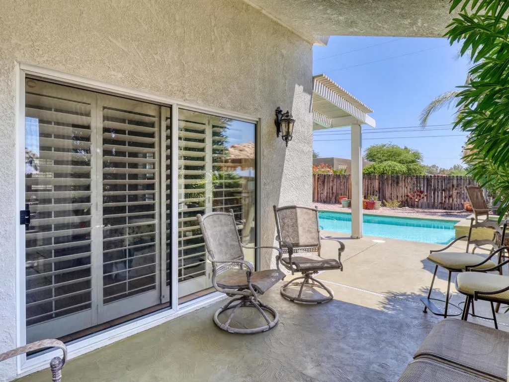 12720 Cuando Way, Desert Hot Springs, California 92240 home-pic-8