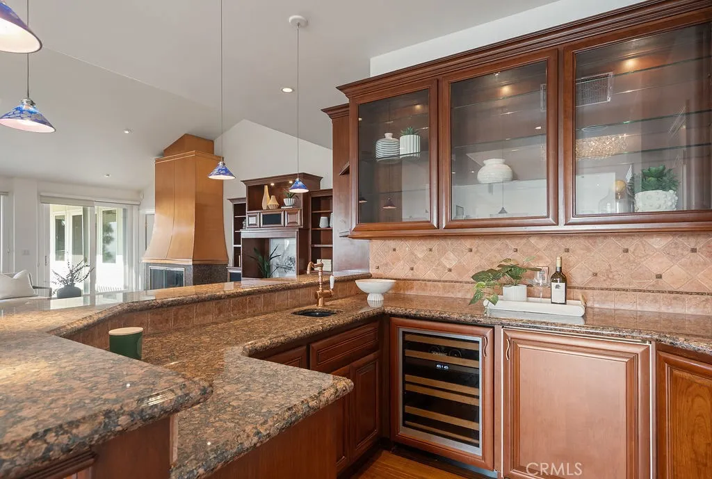 9771 Daron Drive, Villa Park, California 92861 home-pic-36