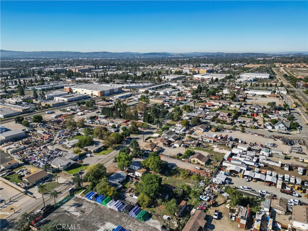 1751 W 9th, Upland, California 91786 home-pic-2