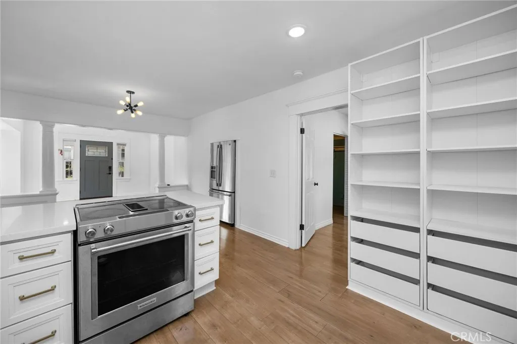 175 Painter, Pasadena, California 91103 home-pic-11