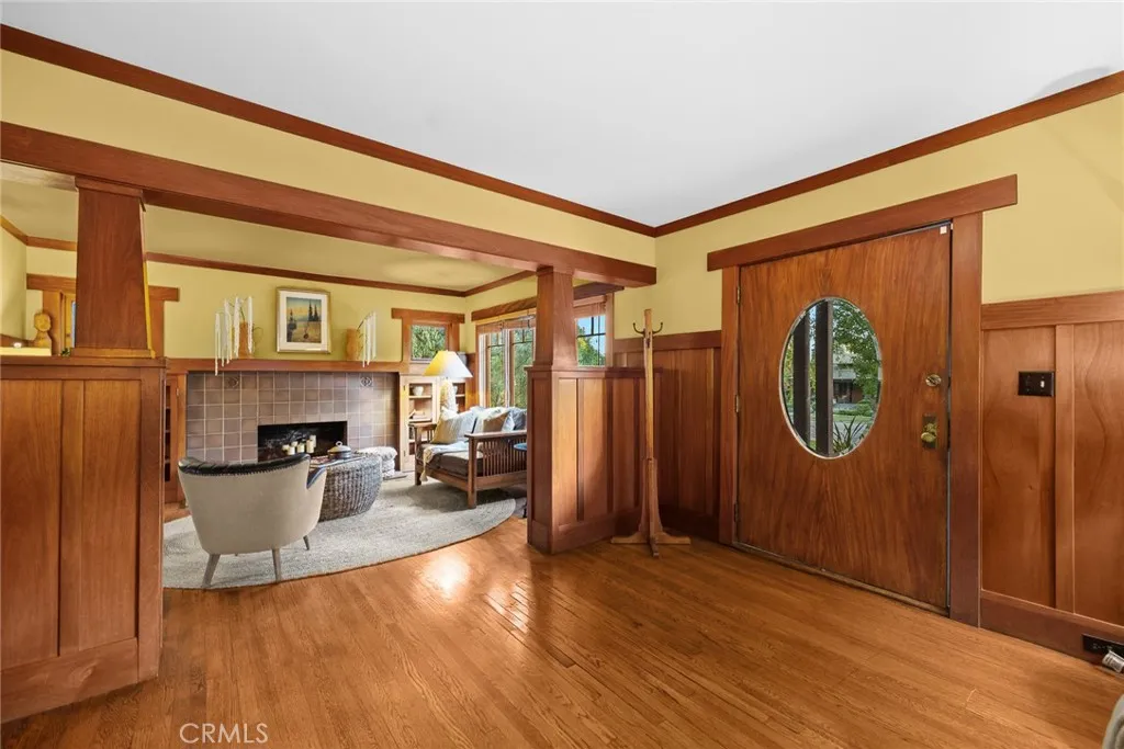 1661 Las Lunas, Pasadena, California 91106 home-pic-2