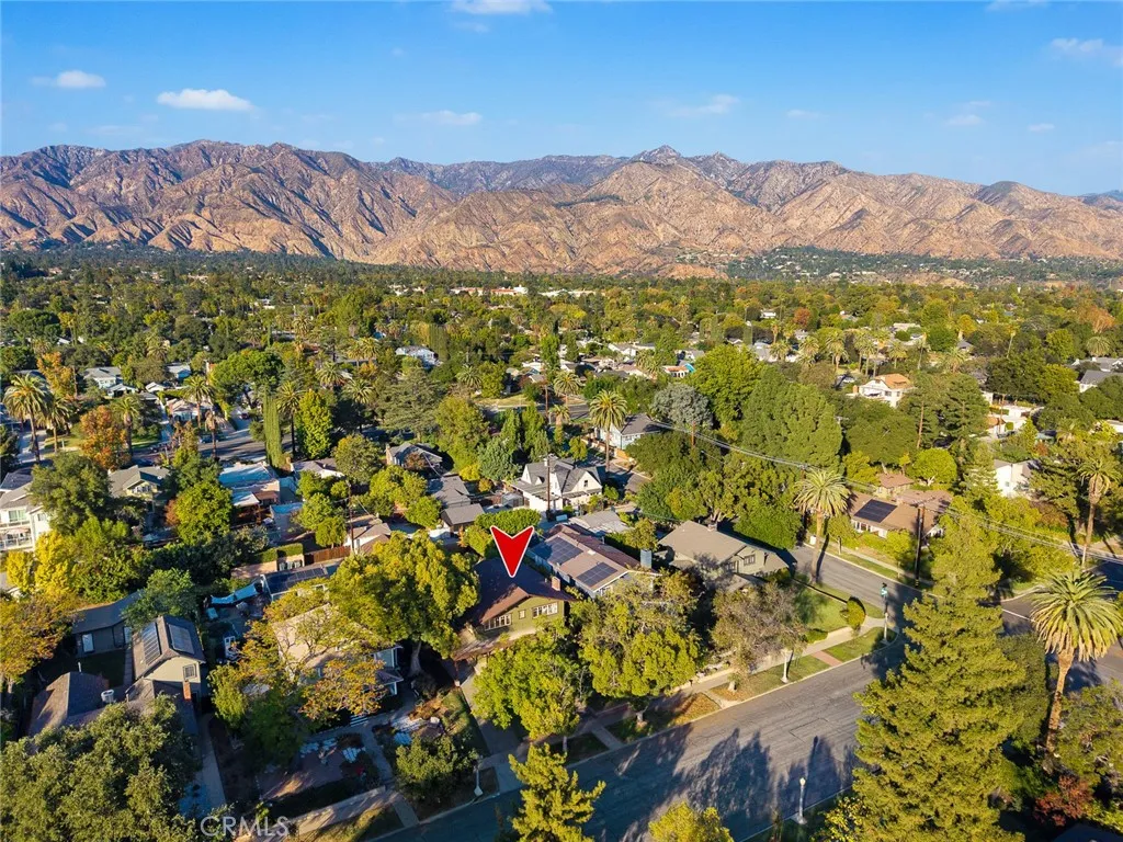 1661 Las Lunas, Pasadena, California 91106 home-pic-36