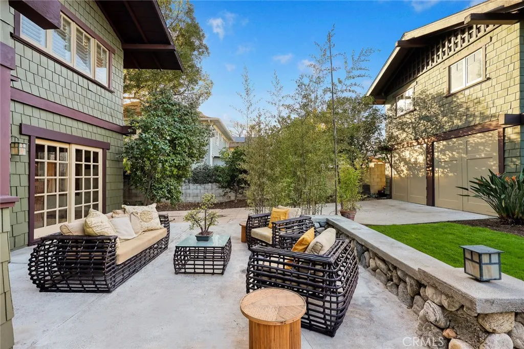 1661 Las Lunas, Pasadena, California 91106 home-pic-29