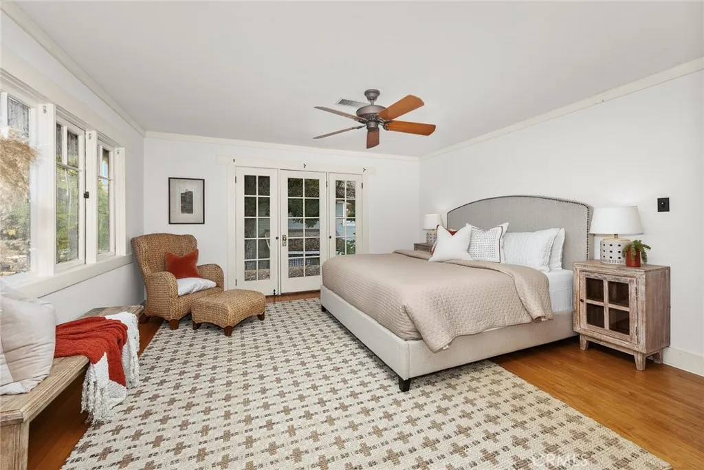 1661 Las Lunas, Pasadena, California 91106 home-pic-22