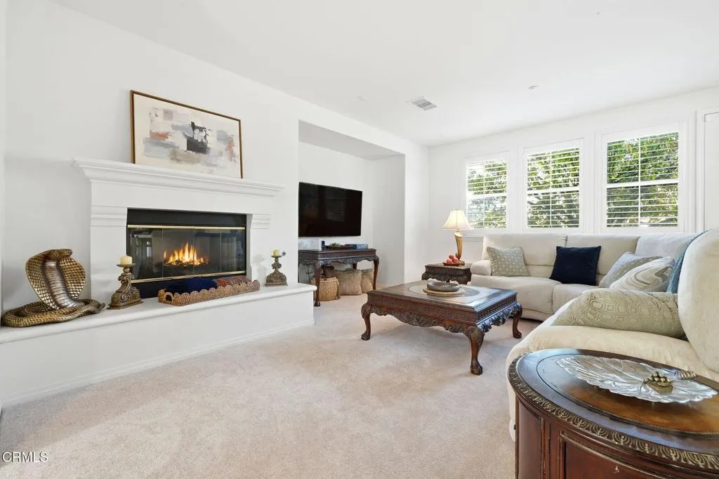 3325 Eagle Bend Lane, Oxnard, California 93036 home-pic-17