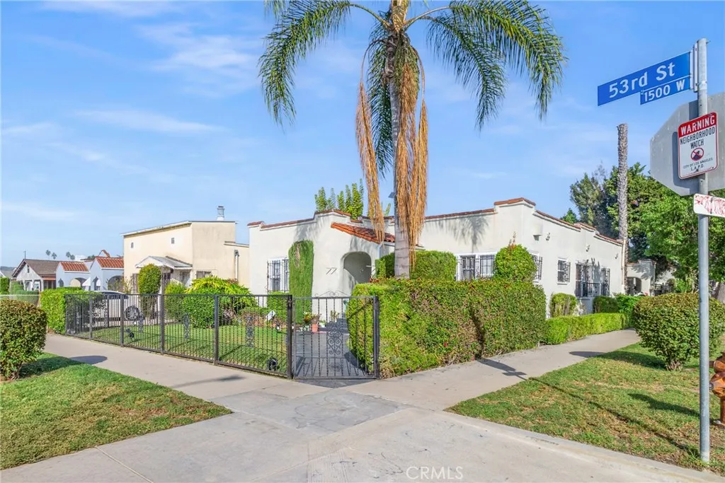 1501 W 53rd, Los Angeles, California 90062 home-pic-4