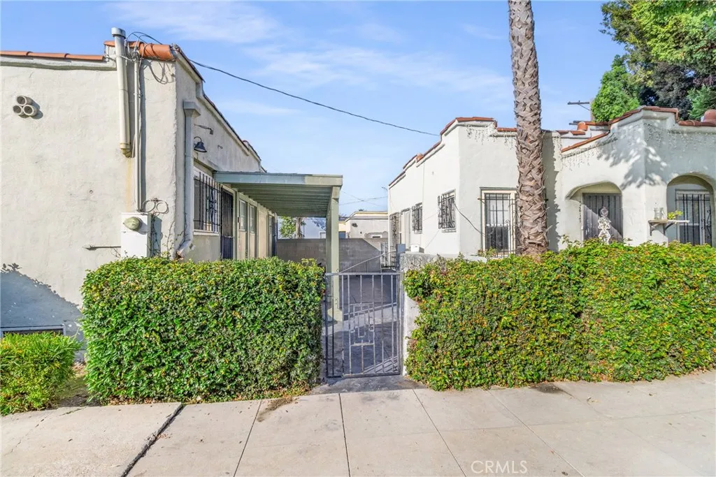 1501 W 53rd, Los Angeles, California 90062 home-pic-11