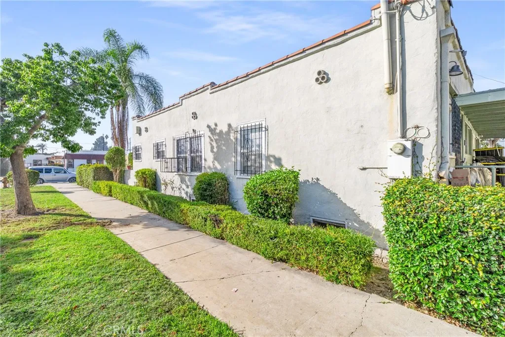 1501 W 53rd, Los Angeles, California 90062 home-pic-9