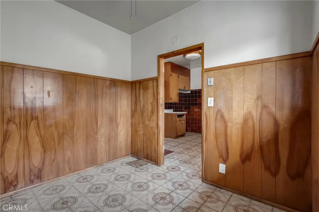 1021 W 48th, Los Angeles, California 90037 home-pic-16