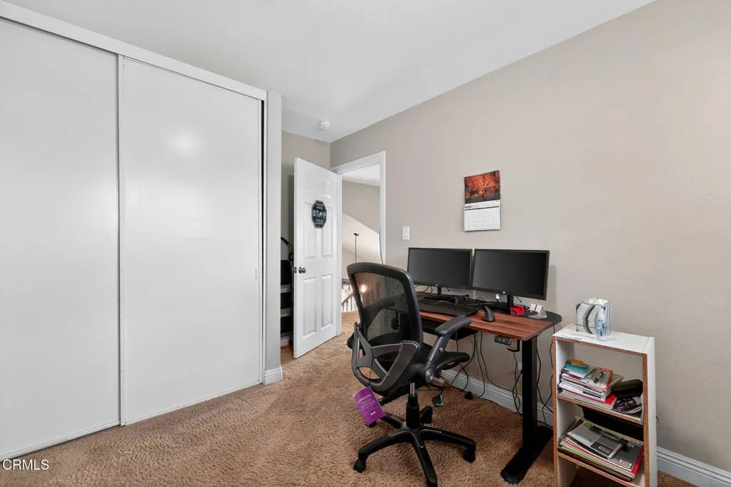 1595 Lyndhurst Avenue, Camarillo, California 93010 home-pic-19