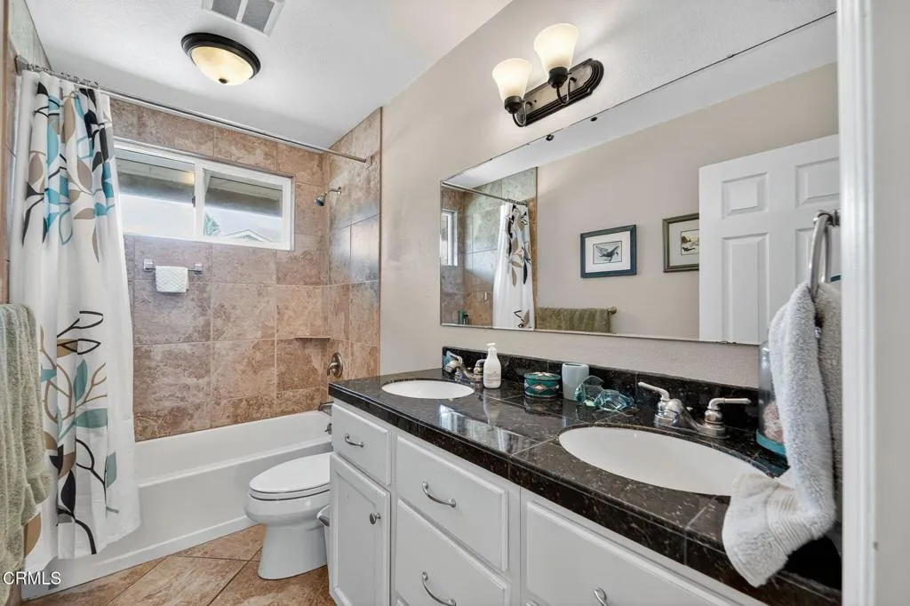 1595 Lyndhurst Avenue, Camarillo, California 93010 home-pic-20
