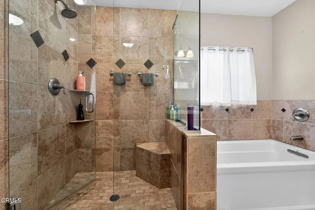 1595 Lyndhurst Avenue, Camarillo, California 93010 home-pic-14