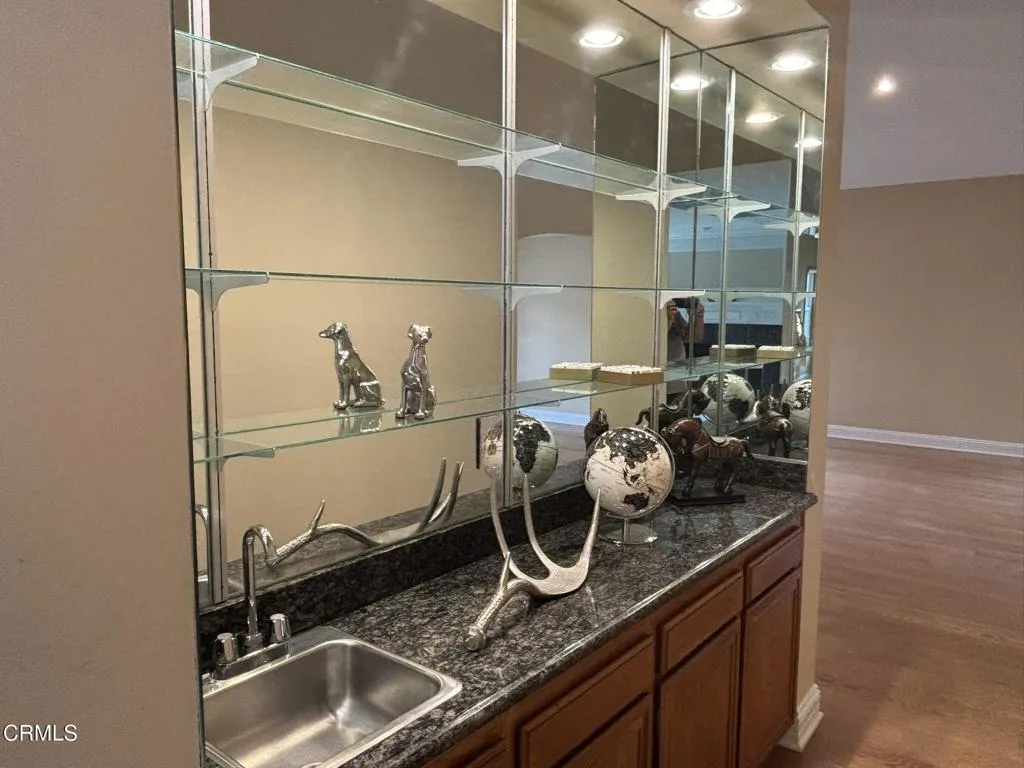 4374 E Autumnmeadow Circle, Moorpark, California 93021 home-pic-10