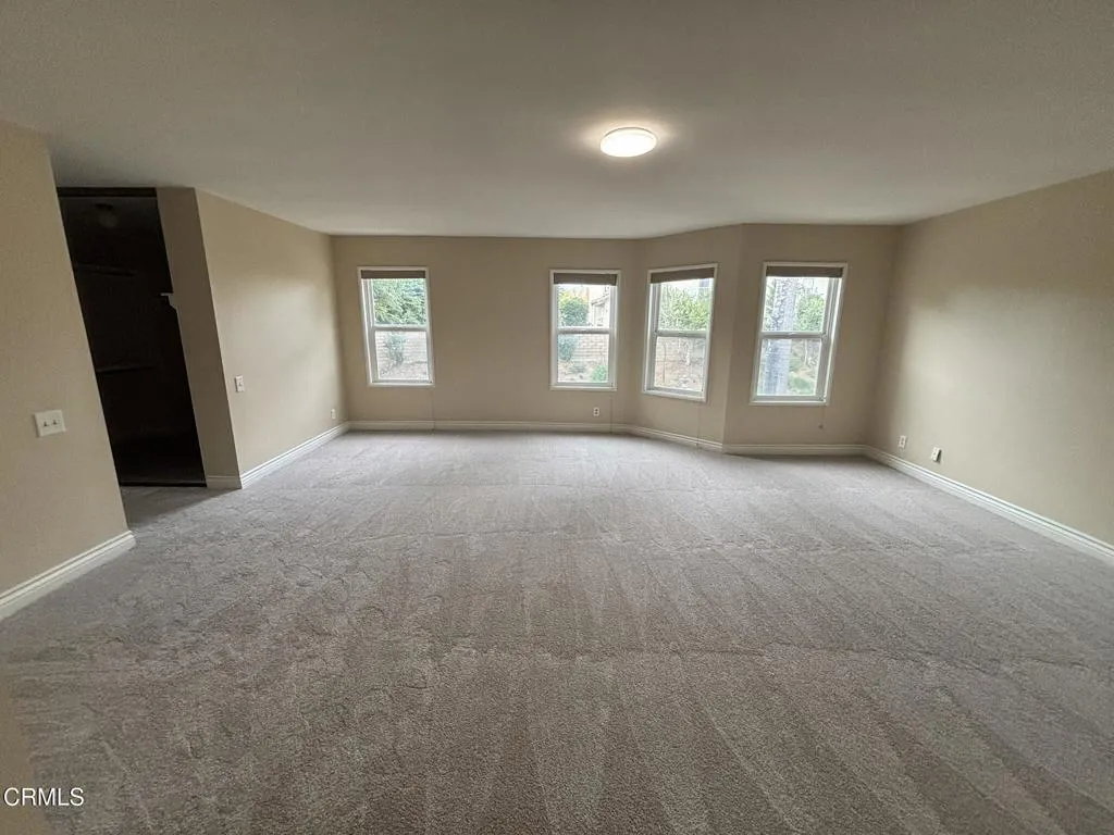4374 E Autumnmeadow Circle, Moorpark, California 93021 home-pic-12