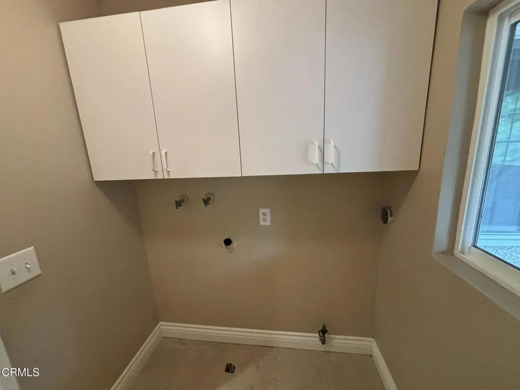 4374 E Autumnmeadow Circle, Moorpark, California 93021 home-pic-24