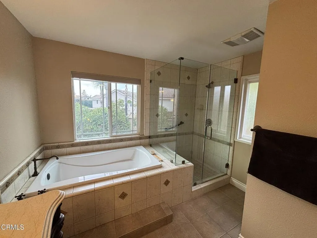 4374 E Autumnmeadow Circle, Moorpark, California 93021 home-pic-14