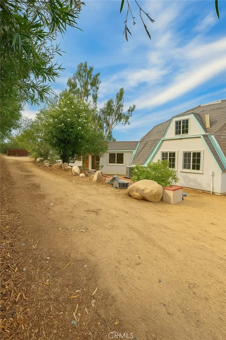 33500 Follman, Lake Elsinore, California 92530 home-pic-21