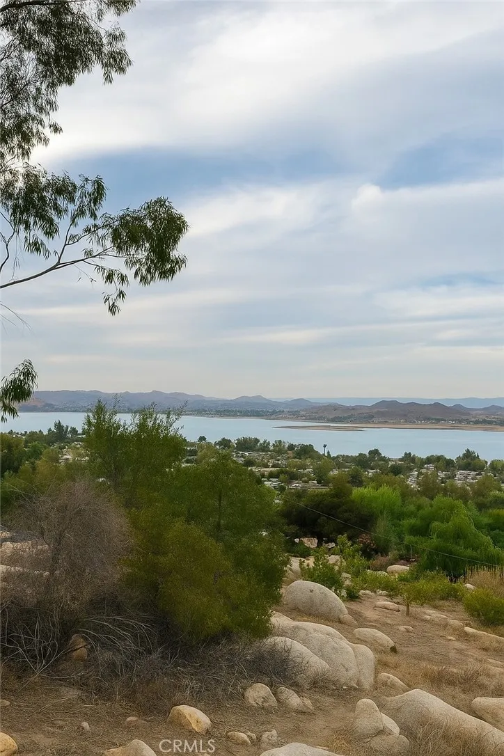 33500 Follman, Lake Elsinore, California 92530 home-pic-2