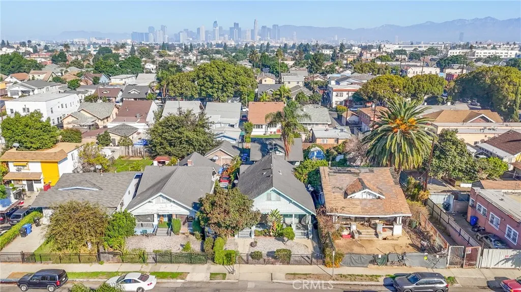 1241 E 43rd, Los Angeles, California 90011 home-pic-18