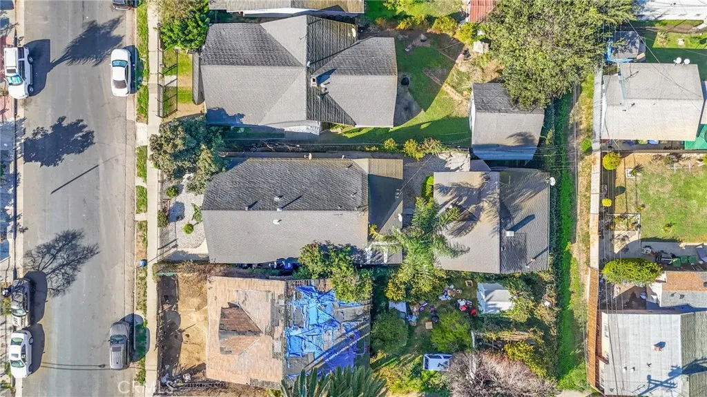 1241 E 43rd, Los Angeles, California 90011 home-pic-8