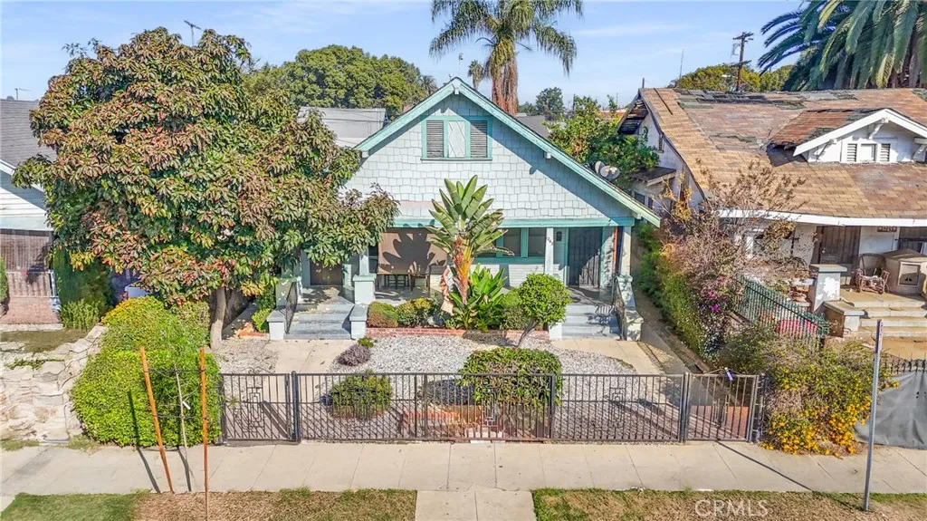 1241 E 43rd, Los Angeles, California 90011 home-pic-6