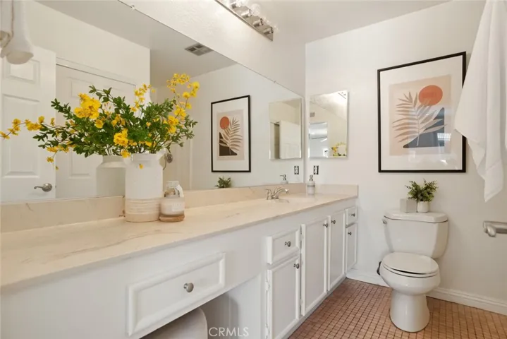 3636 S Main Street D, Santa Ana, California 92707