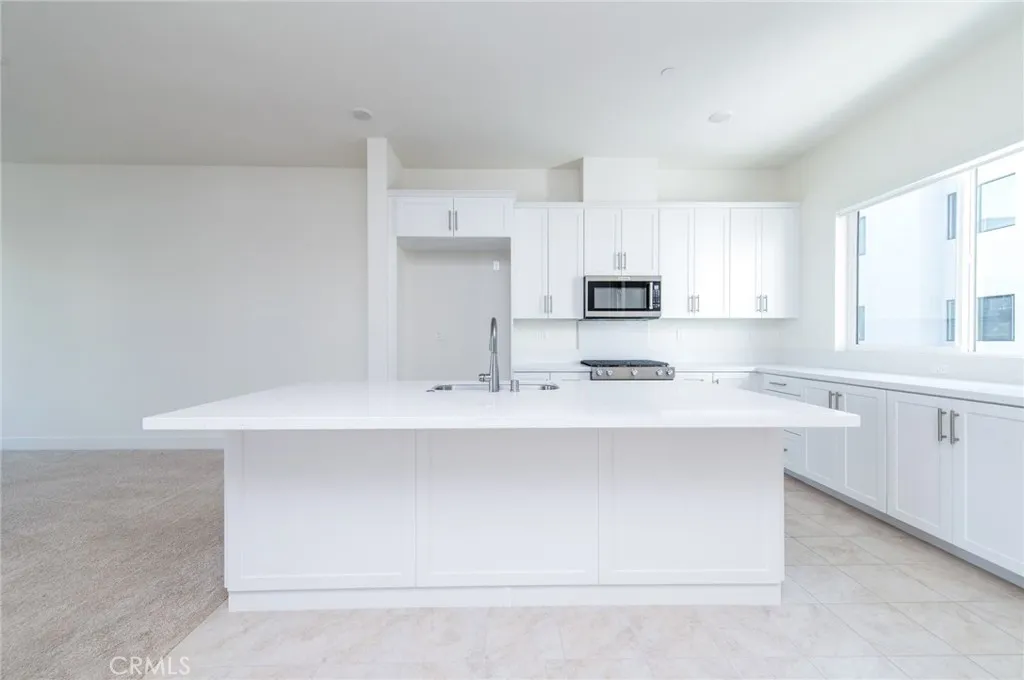16321 Veterans Way, Irvine, California 92780 home-pic-10