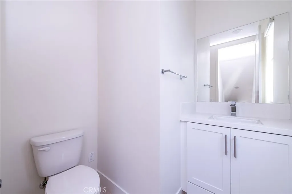 16321 Veterans Way, Irvine, California 92780 home-pic-6