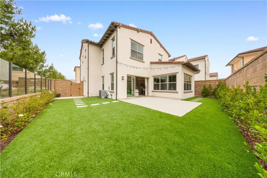 157 Fairgreen, Irvine, California 92618 home-pic-0