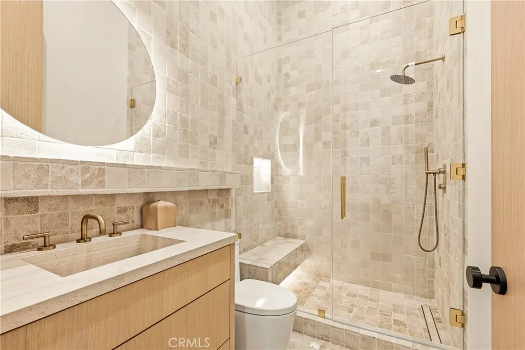 22924 Erwin Street, Woodland Hills, California 91367 home-pic-37