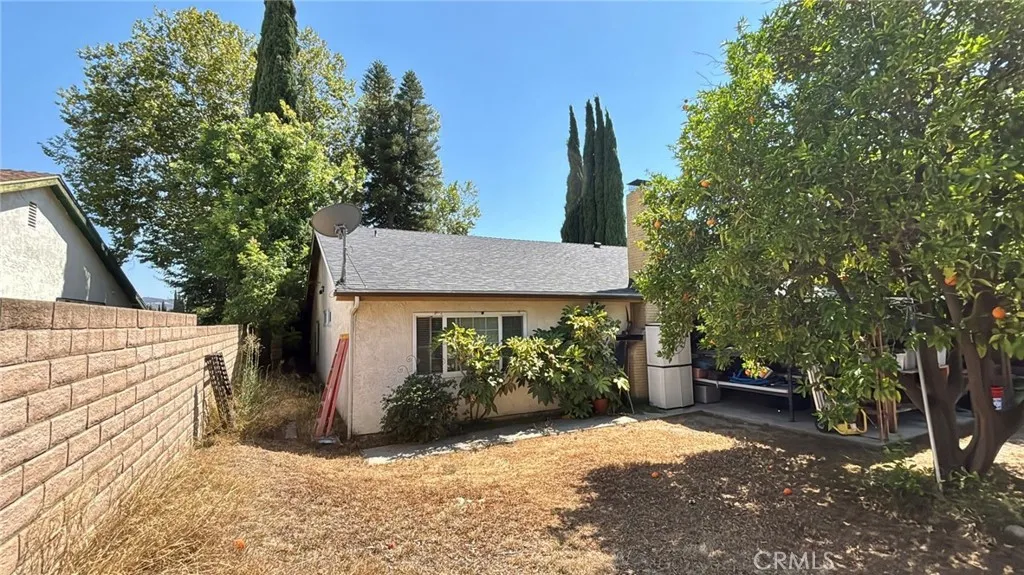 2433 Medina Avenue, Simi Valley, California 93063 home-pic-18