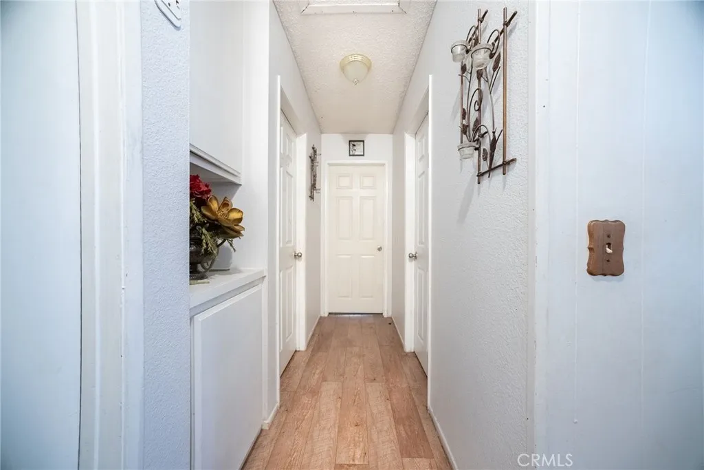 2433 Medina Avenue, Simi Valley, California 93063 home-pic-17