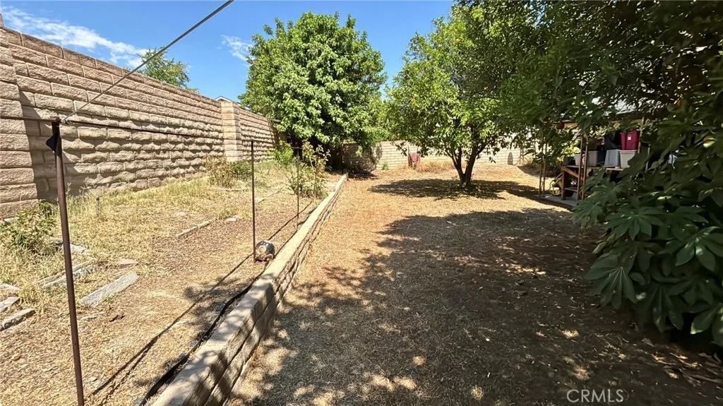 2433 Medina Avenue, Simi Valley, California 93063 home-pic-27