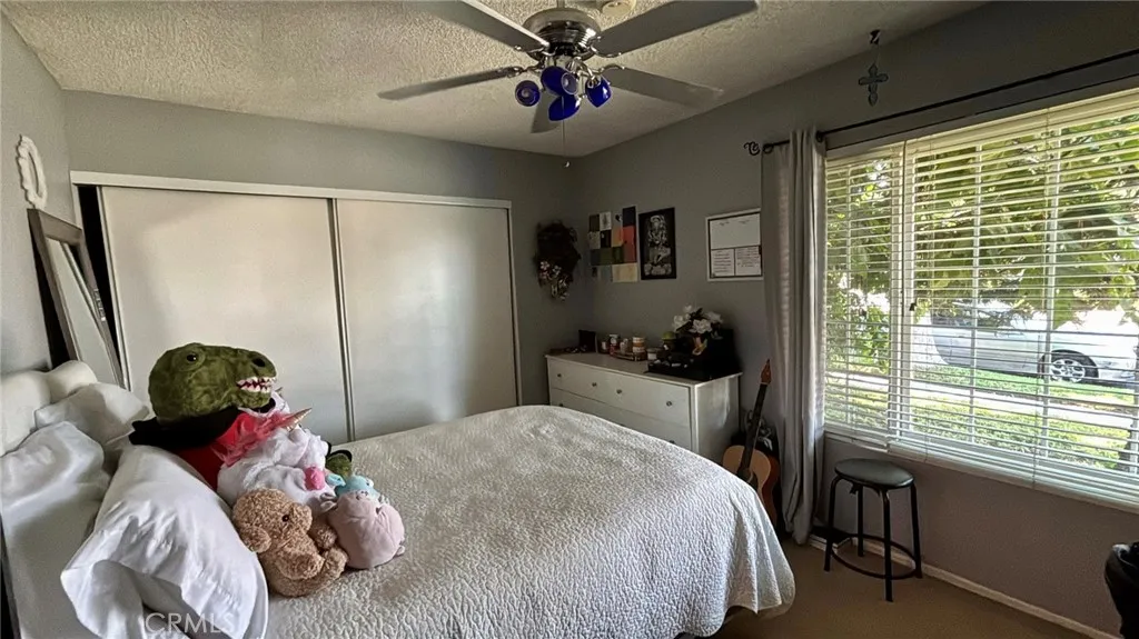 2433 Medina Avenue, Simi Valley, California 93063 home-pic-18