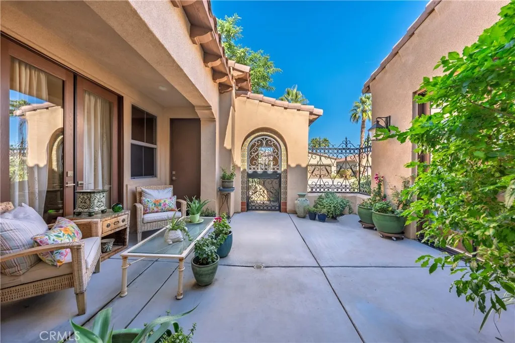 81805 Contento, La Quinta, California 92253 home-pic-2