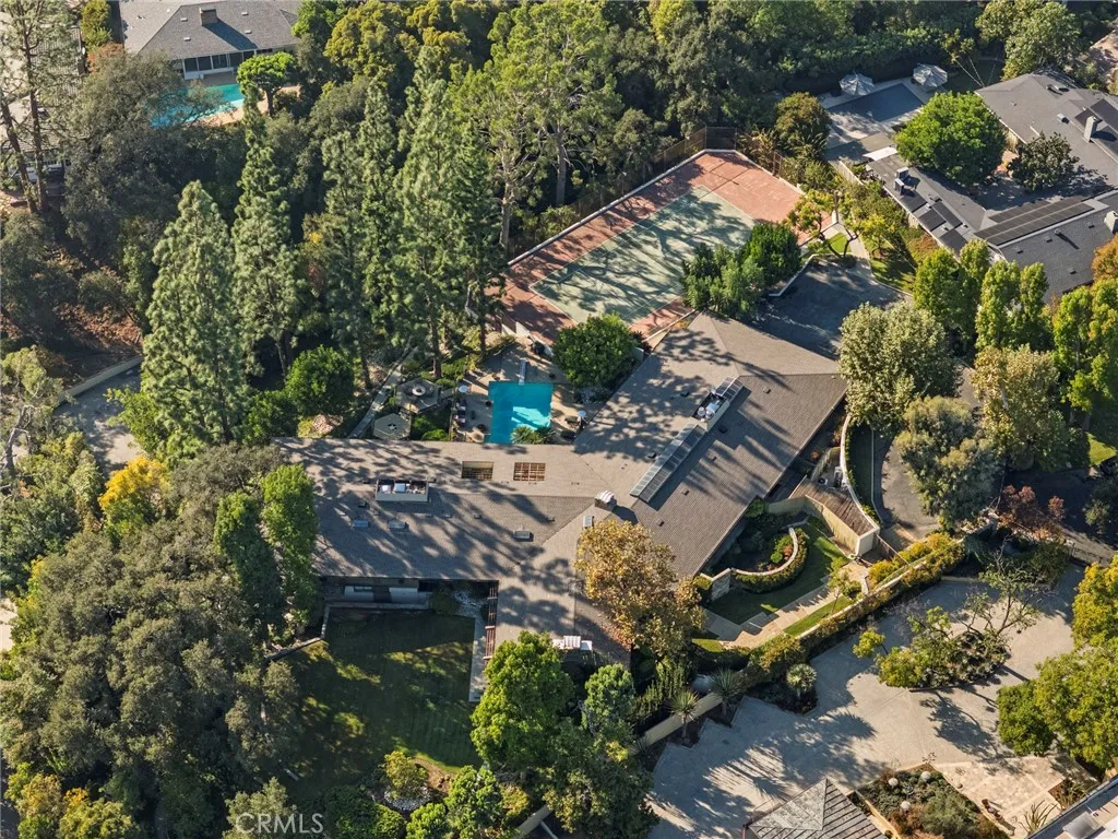 1458 Hillcrest, Pasadena, California 91106 home-pic-71