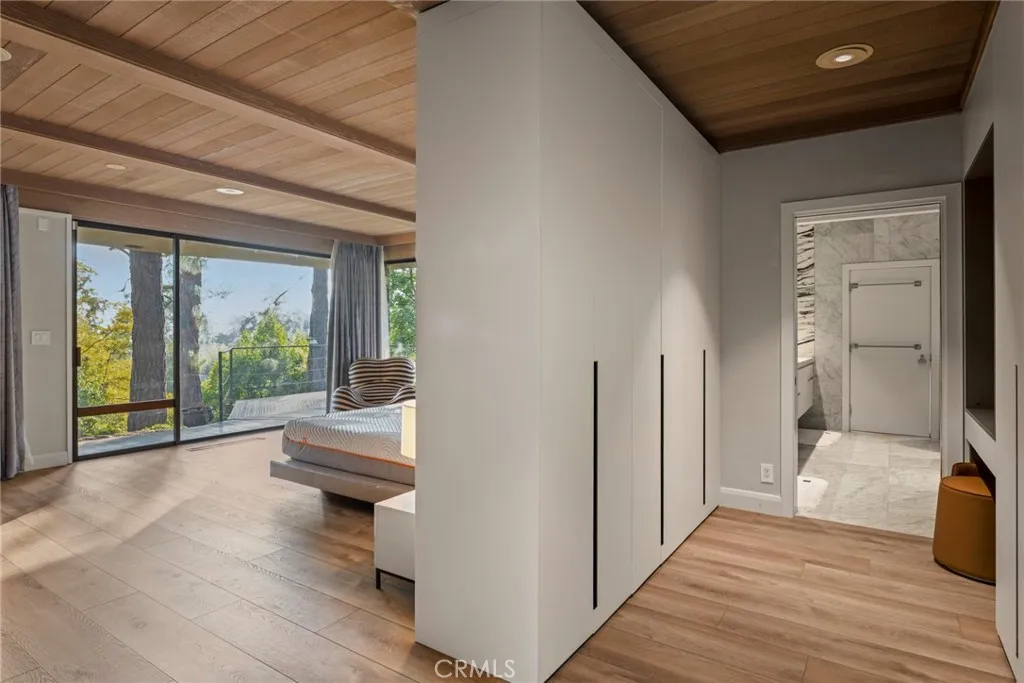 1458 Hillcrest, Pasadena, California 91106 home-pic-65