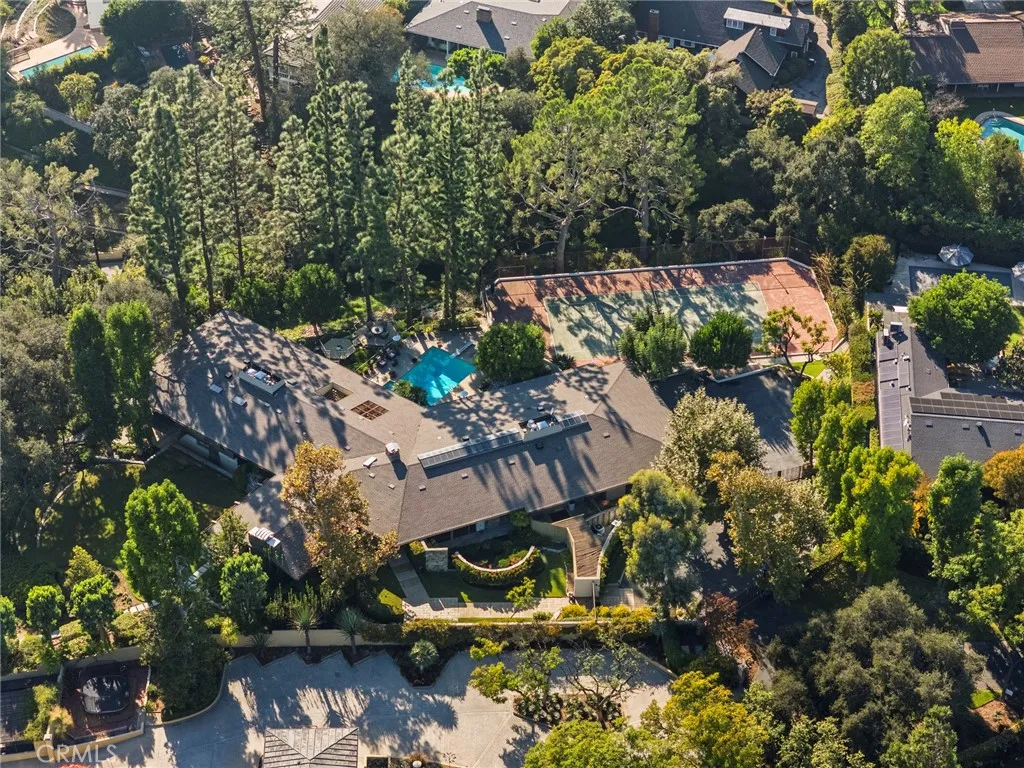 1458 Hillcrest, Pasadena, California 91106 home-pic-70