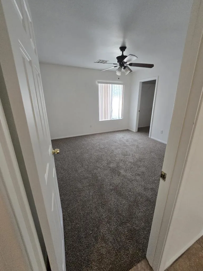 13902 El Cajon Drive, Desert Hot Springs, California 92240 home-pic-11